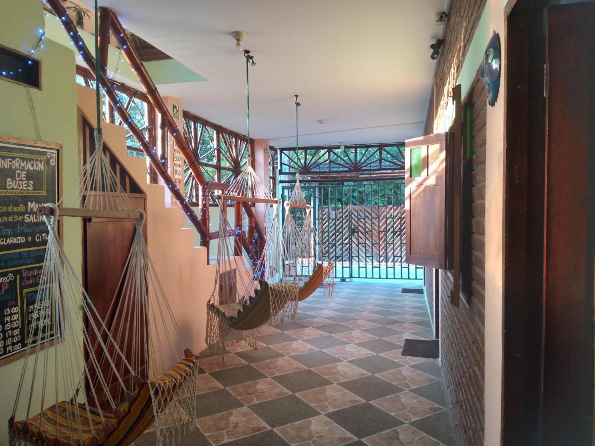 Hostal Casa Taisha Montañita Buitenkant foto