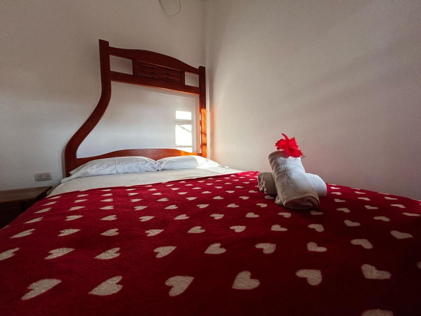 Hostal Casa Taisha Montañita Buitenkant foto
